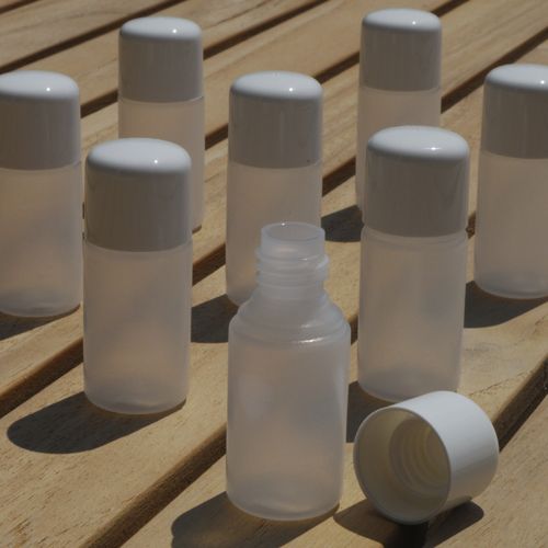 Kunststoff - Flasche mit Schraubkappe 10 ml